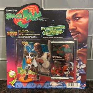 1996 Upper Deck Space Jam set.  Michael Jordan and pack of cards.